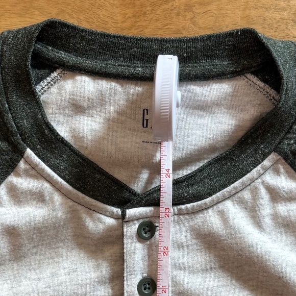 Gap | S | Henley Shirt - Picture 8 of 9